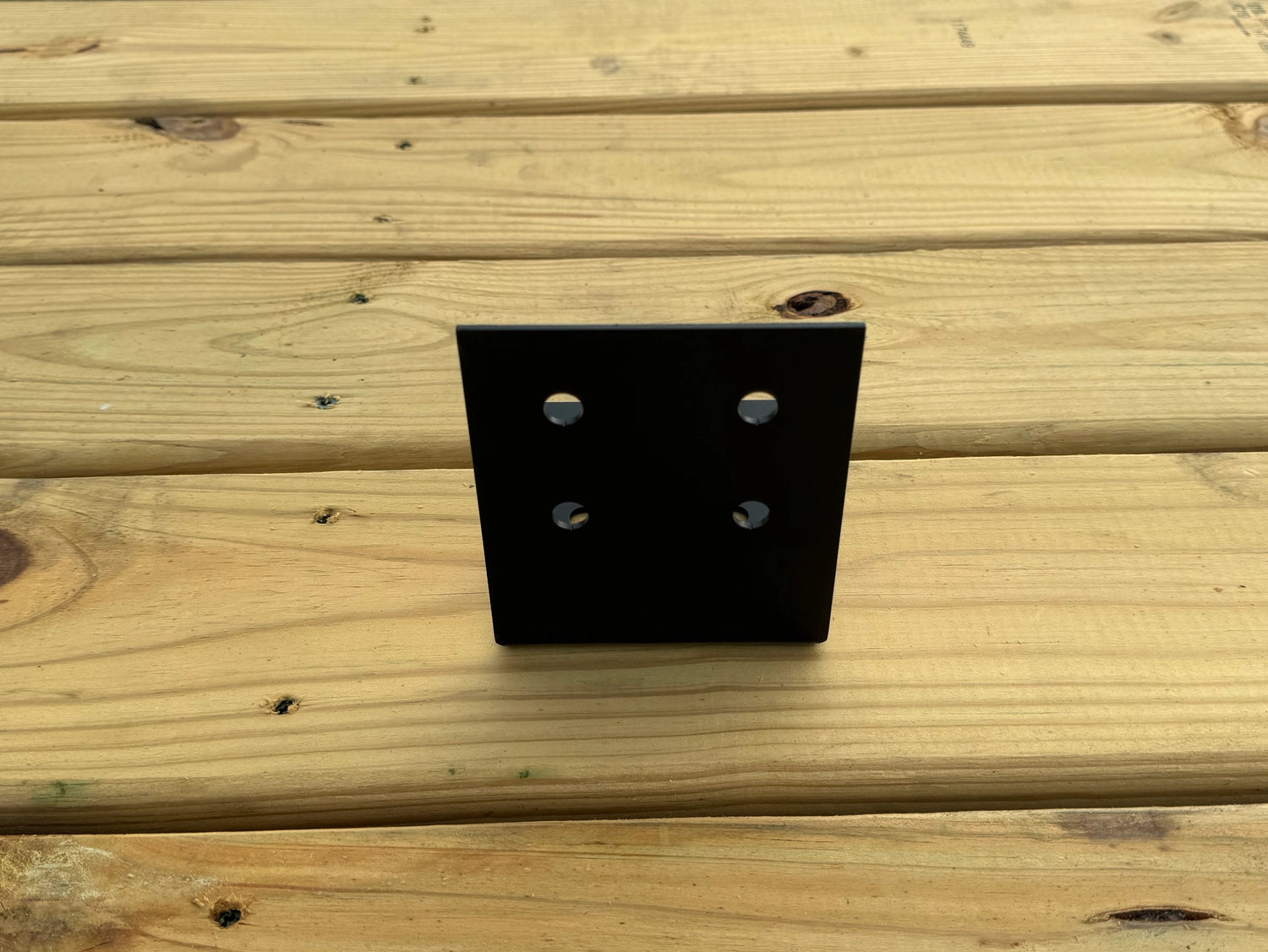 90 degree Industrial Bracket for 6" Post - Madison Iron and Wood