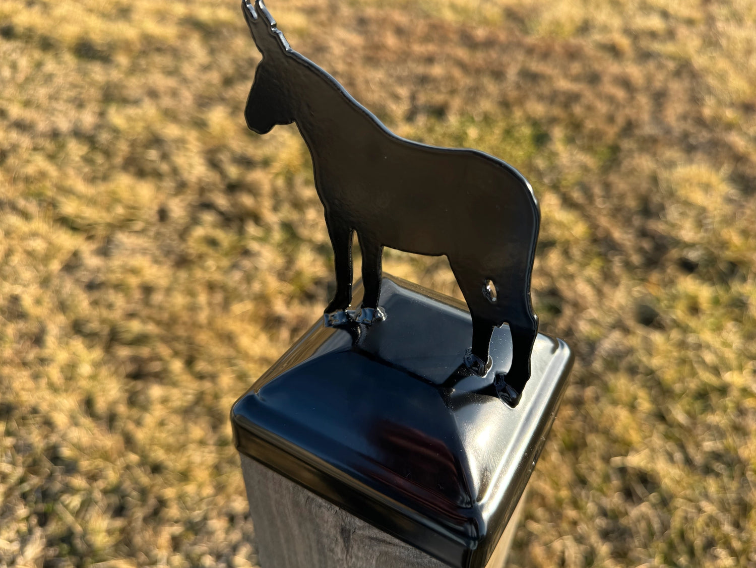 Madison Iron and wood – Metal Décor – Home Improvement – Home décor – Post Caps – Outdoor Décor