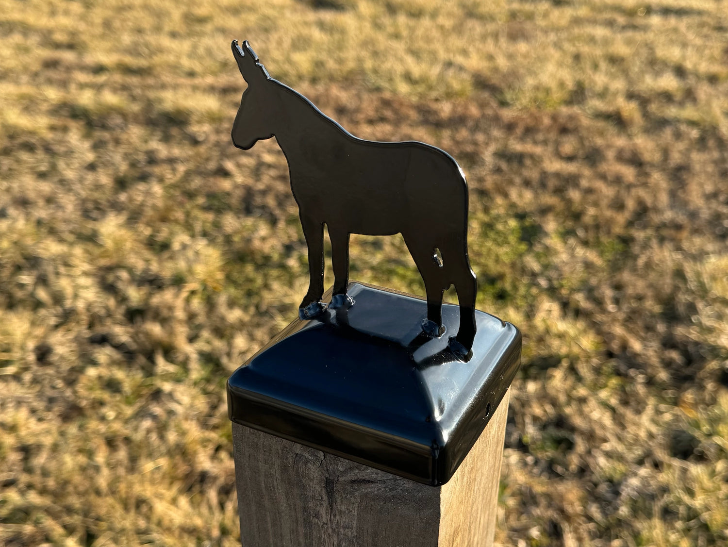 Madison Iron and wood – Metal Décor – Home Improvement – Home décor – Post Caps – Outdoor Décor