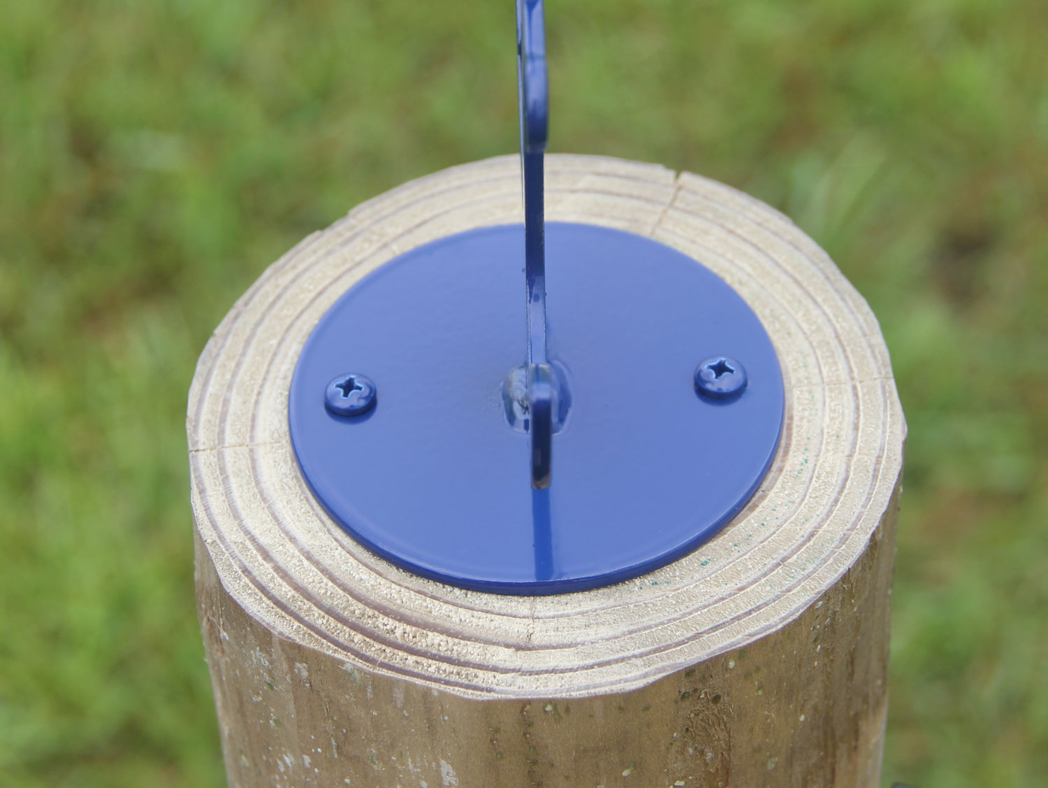 Madison Iron and wood – Metal Décor – Home Improvement – Home décor – Post Caps – Outdoor Décor