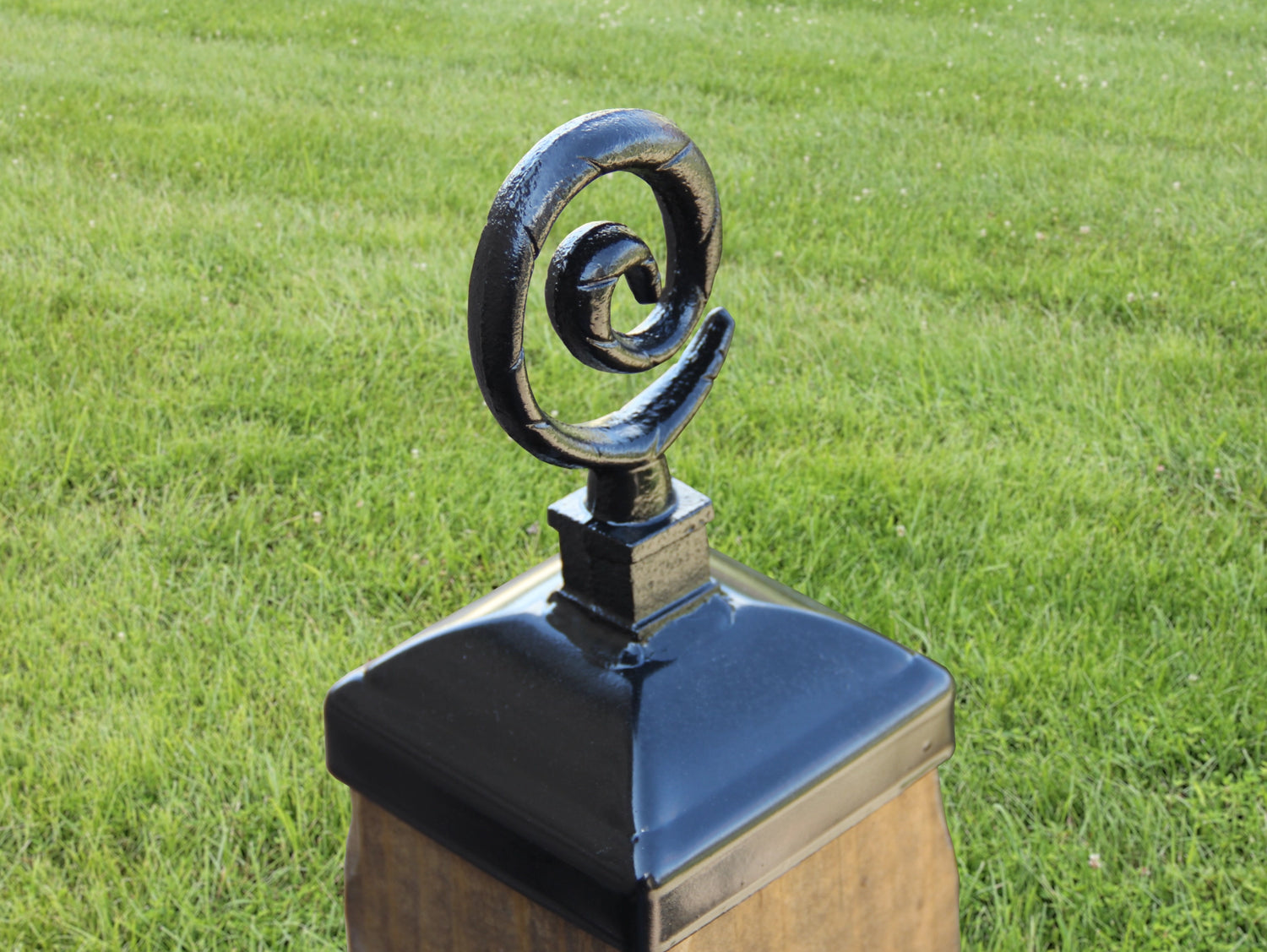 4x4 Spiral Post Cap (3.5 x 3.5 Post Size) - Madison Iron and Wood