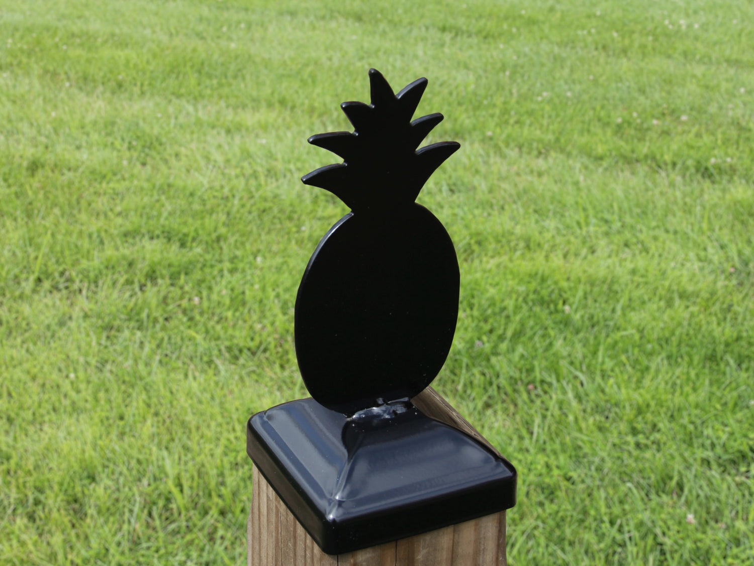 4x4 Pineapple Post Cap (Fits 3.5 x 3.5 Post Size) - Madison Iron and Wood