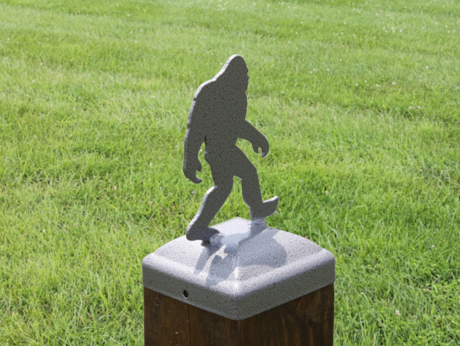 6X6 Bigfoot Walking Post Cap (5.5 x 5.5 Post Size) - Madison Iron and Wood
