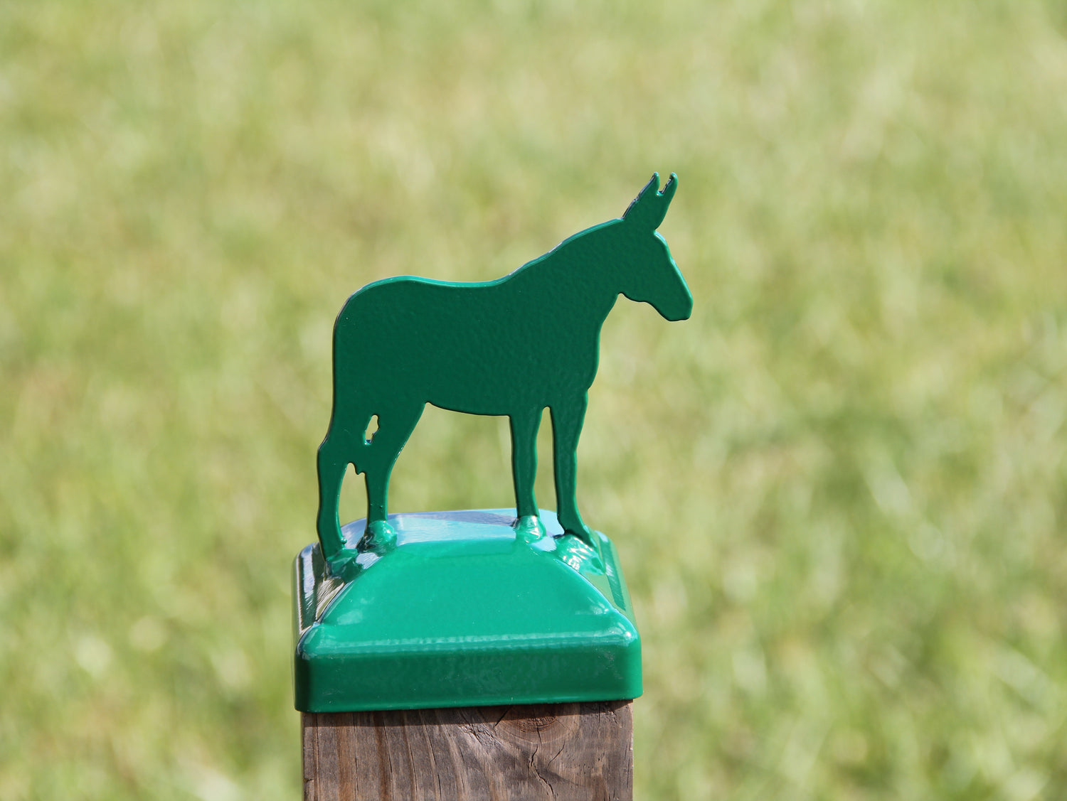 True Size 6x6 Post Cap on the Farm Finial Choice - Madison Iron and Wood