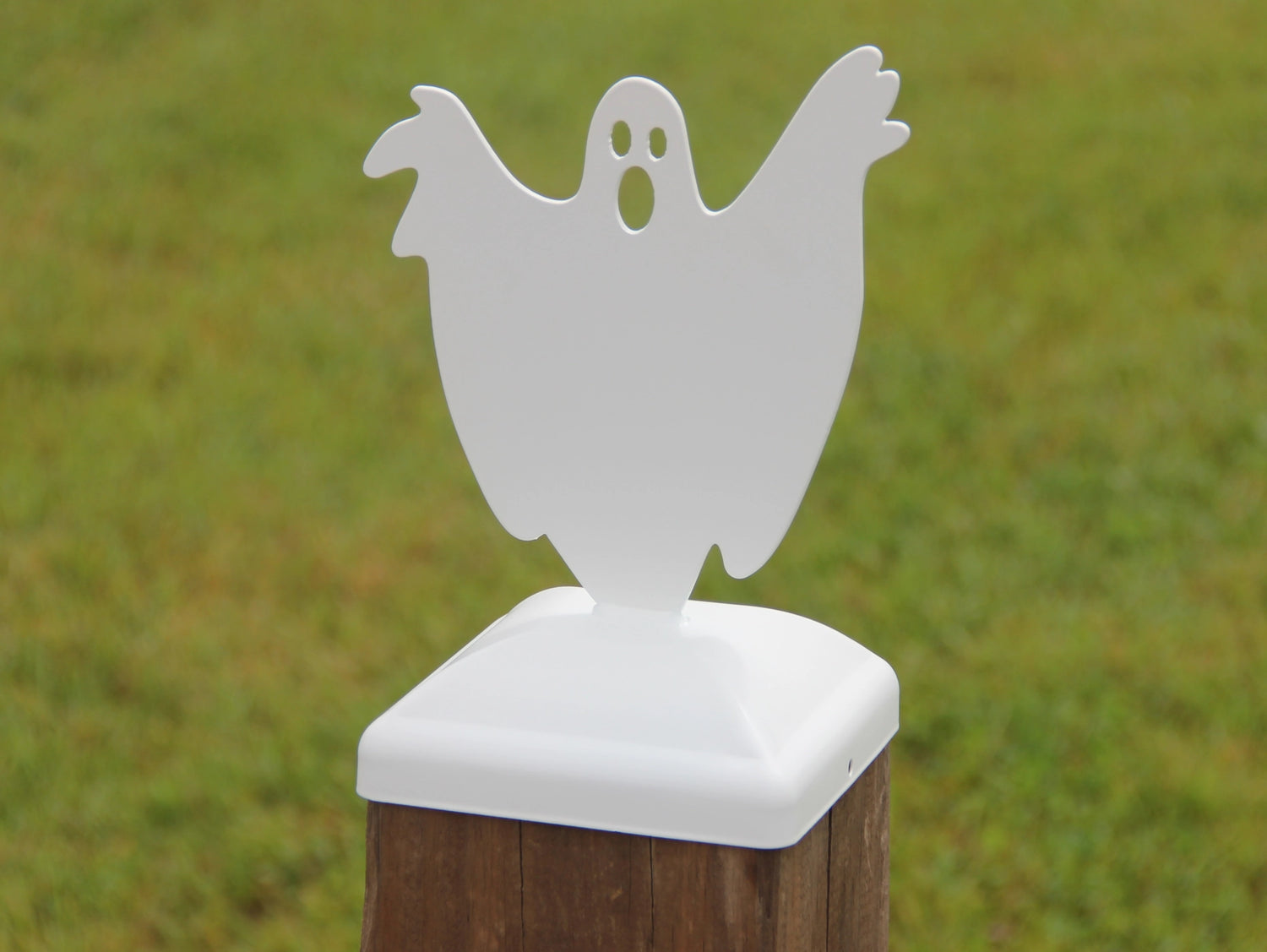 Madison Iron and wood – Metal Décor – Home Improvement – Home décor – Post Caps – Outdoor Décor