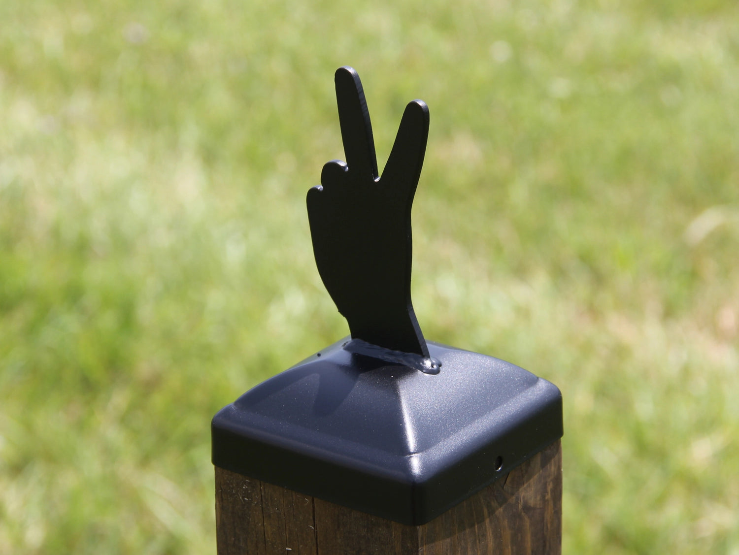 Madison Iron and wood – Metal Décor – Home Improvement – Home décor – Post Caps – Outdoor Décor