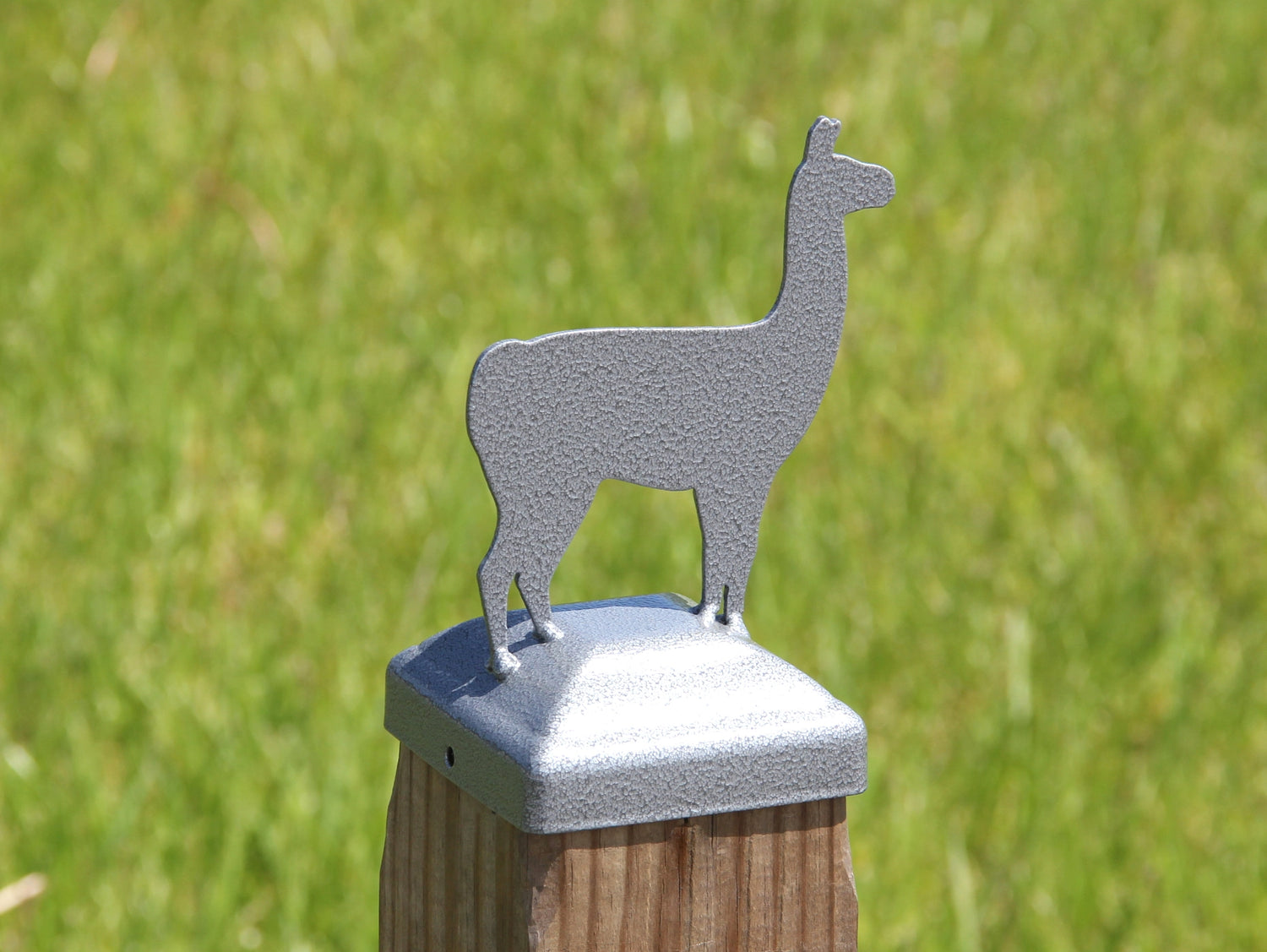 Madison Iron and wood – Metal Décor – Home Improvement – Home décor – Post Caps – Outdoor Décor