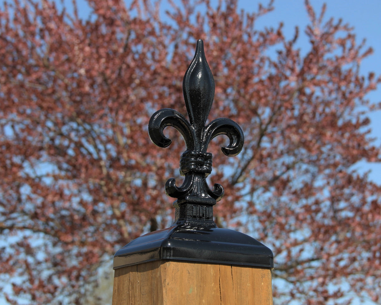 Madison Iron and wood – Metal Décor – Home Improvement – Home décor – Post Caps – Outdoor Décor