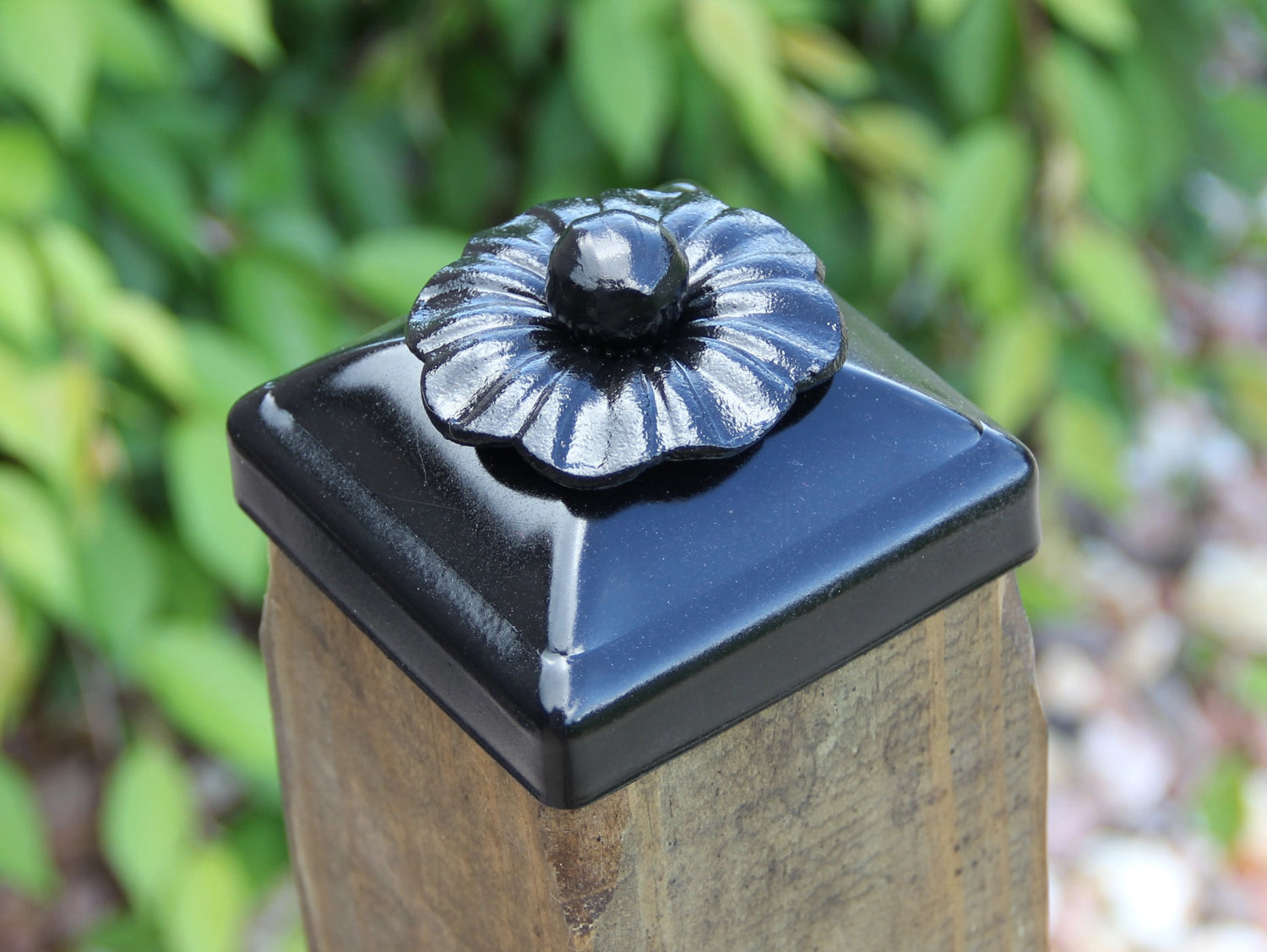 Madison Iron and wood – Metal Décor – Home Improvement – Home décor – Post Caps – Outdoor Décor