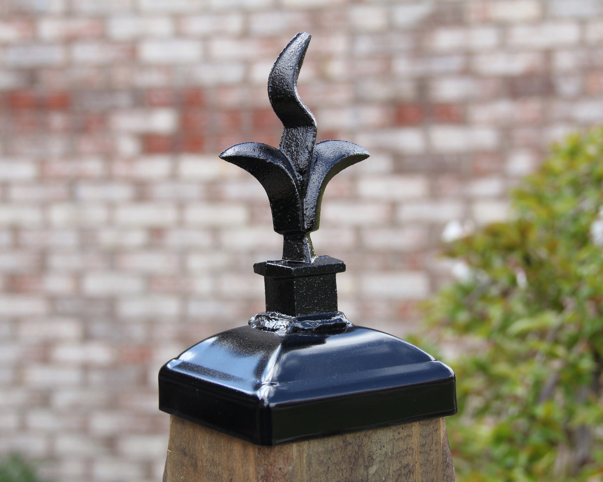 Madison Iron and wood – Metal Décor – Home Improvement – Home décor – Post Caps – Outdoor Décor