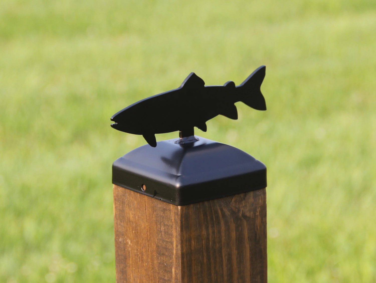 Madison Iron and wood – Metal Décor – Home Improvement – Home décor – Post Caps – Outdoor Décor
