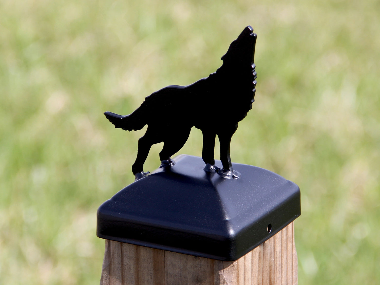 Madison Iron and wood – Metal Décor – Home Improvement – Home décor – Post Caps – Outdoor Décor