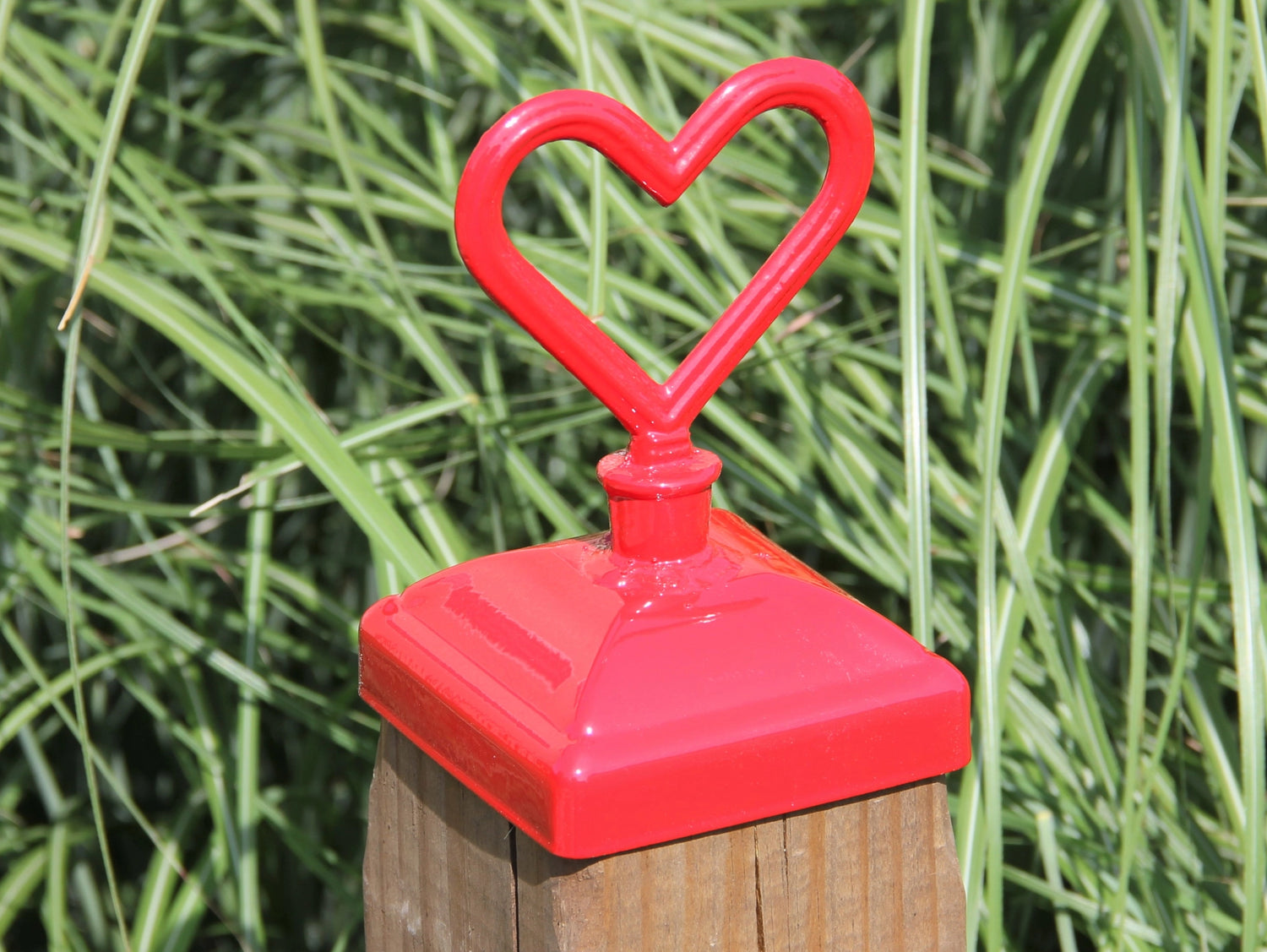Madison Iron and wood – Metal Décor – Home Improvement – Home décor – Post Caps – Outdoor Décor
