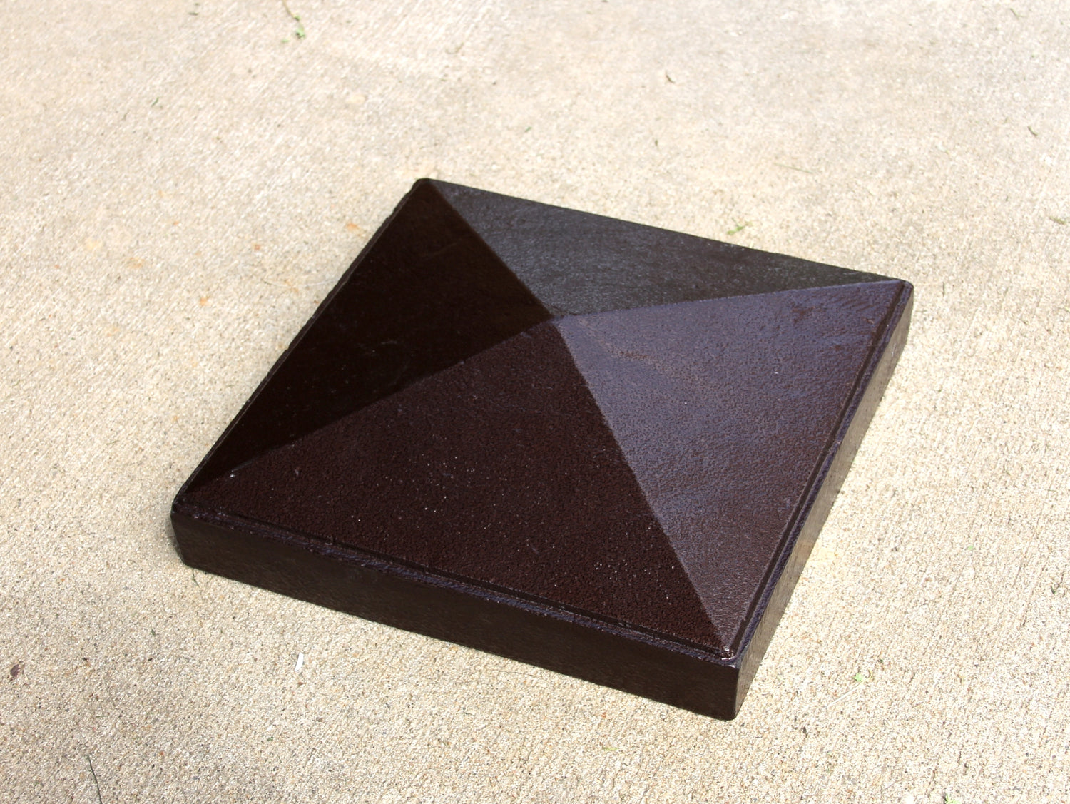 Madison Iron and wood – Metal Décor – Home Improvement – Home décor – Post Caps – Outdoor Décor