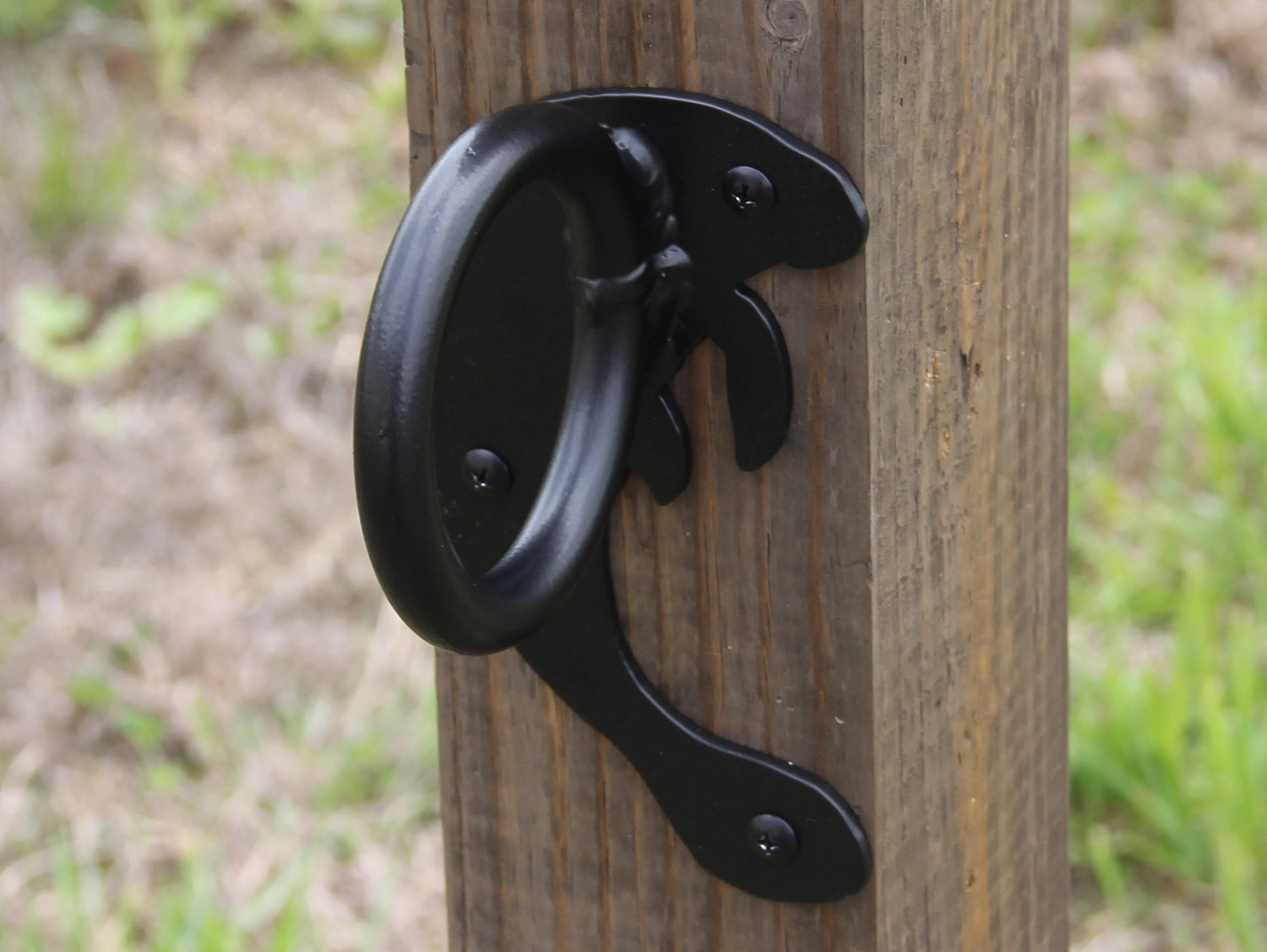 Madison Iron and wood – Metal Décor – Home Improvement – Home décor – Post Caps – Outdoor Décor