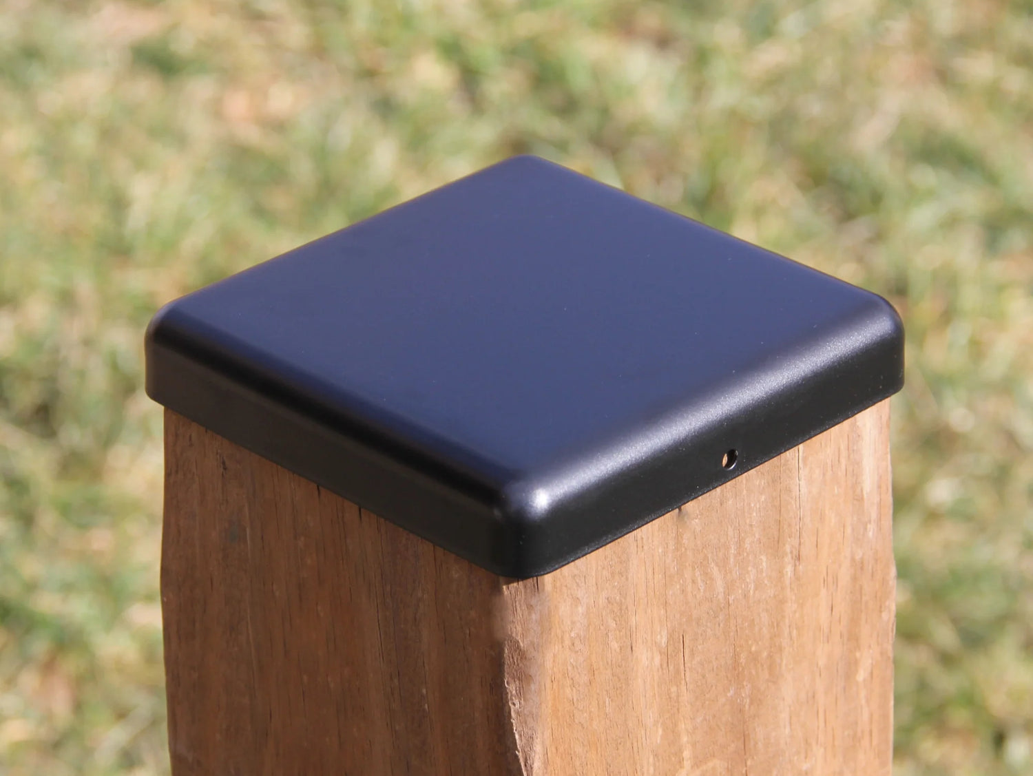 Madison Iron and wood – Metal Décor – Home Improvement – Home décor – Post Caps – Outdoor Décor