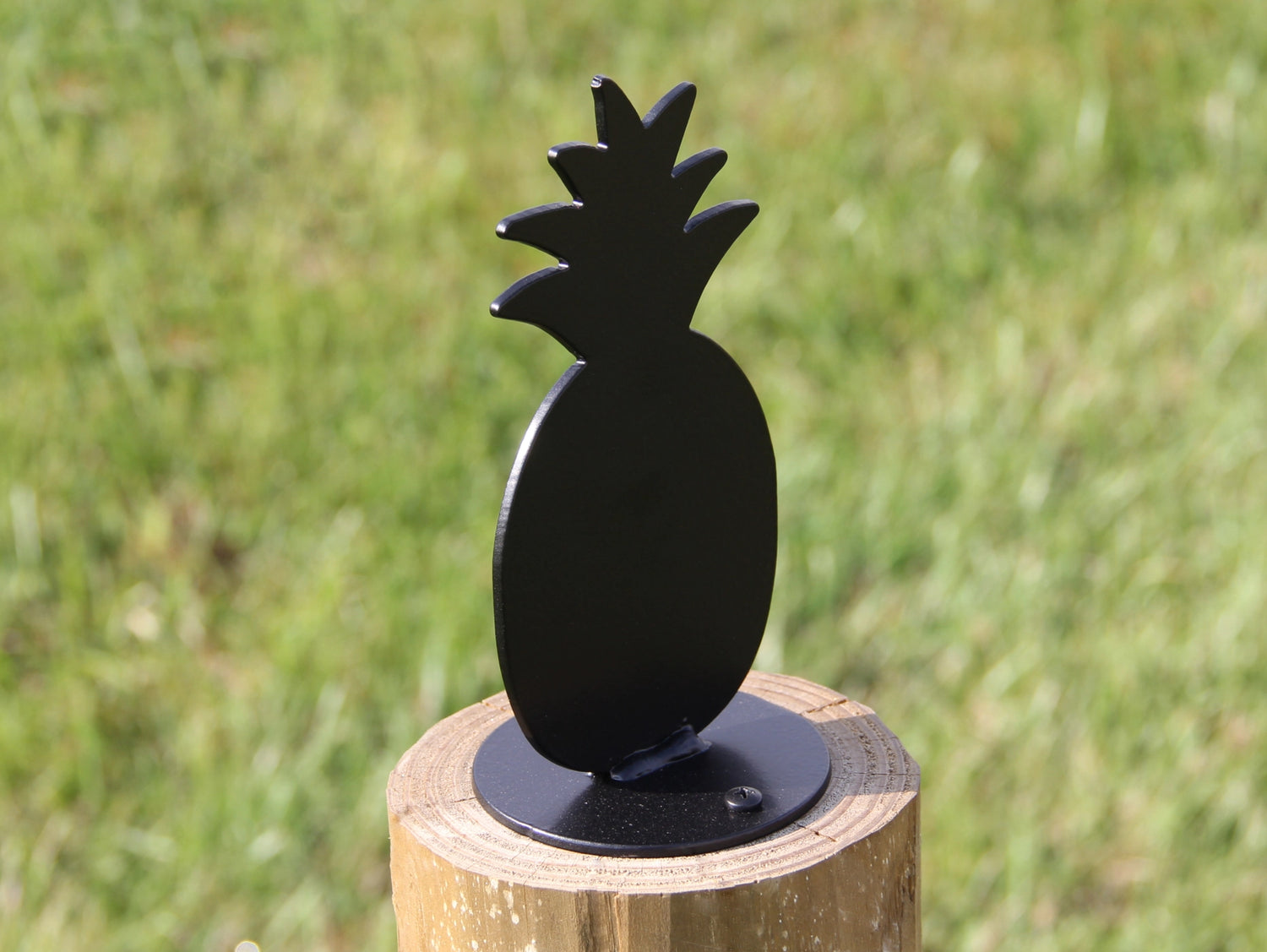 Madison Iron and wood – Metal Décor – Home Improvement – Home décor – Post Caps – Outdoor Décor