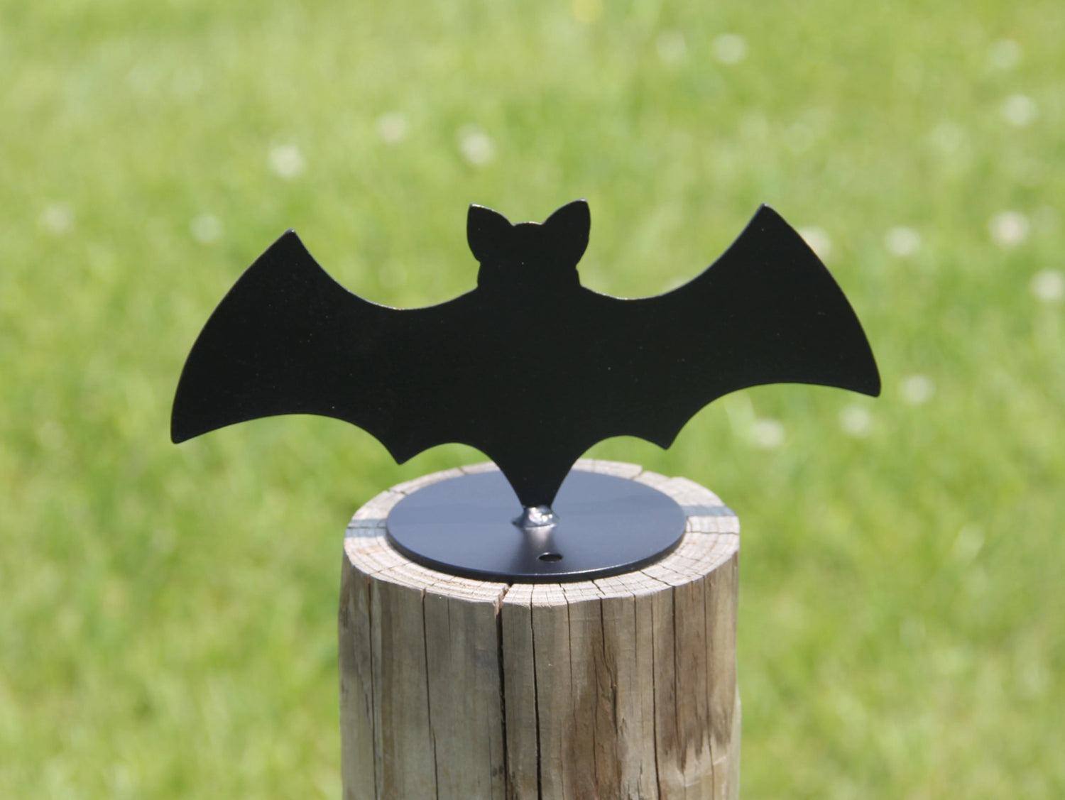 Madison Iron and wood – Metal Décor – Home Improvement – Home décor – Post Caps – Outdoor Décor