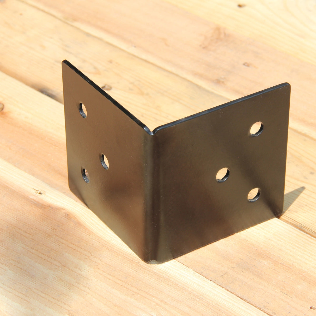 90 degree Bracket for 6" Post Madison Iron and Wood