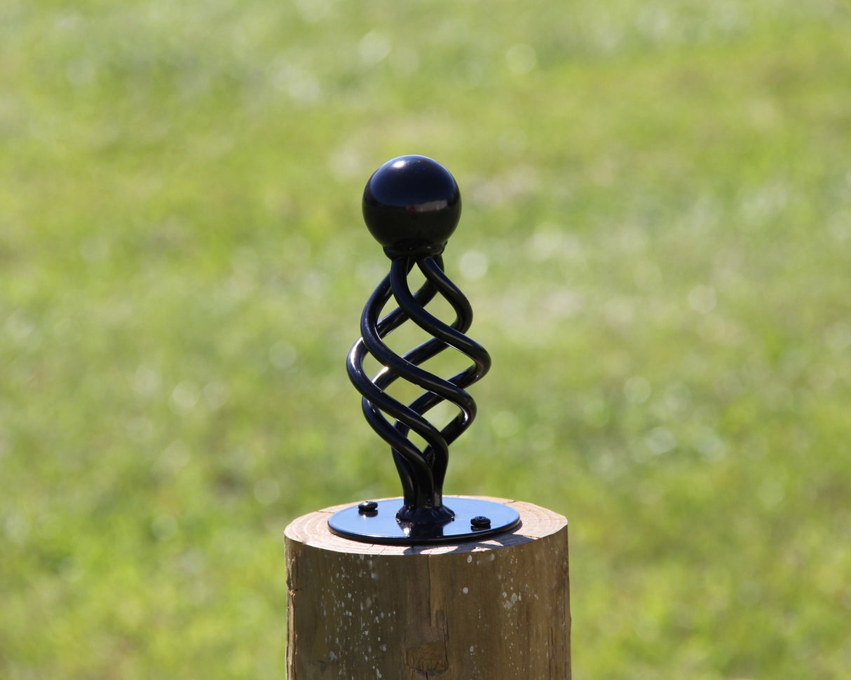 Madison Iron and wood – Metal Décor – Home Improvement – Home décor – Post Caps – Outdoor Décor