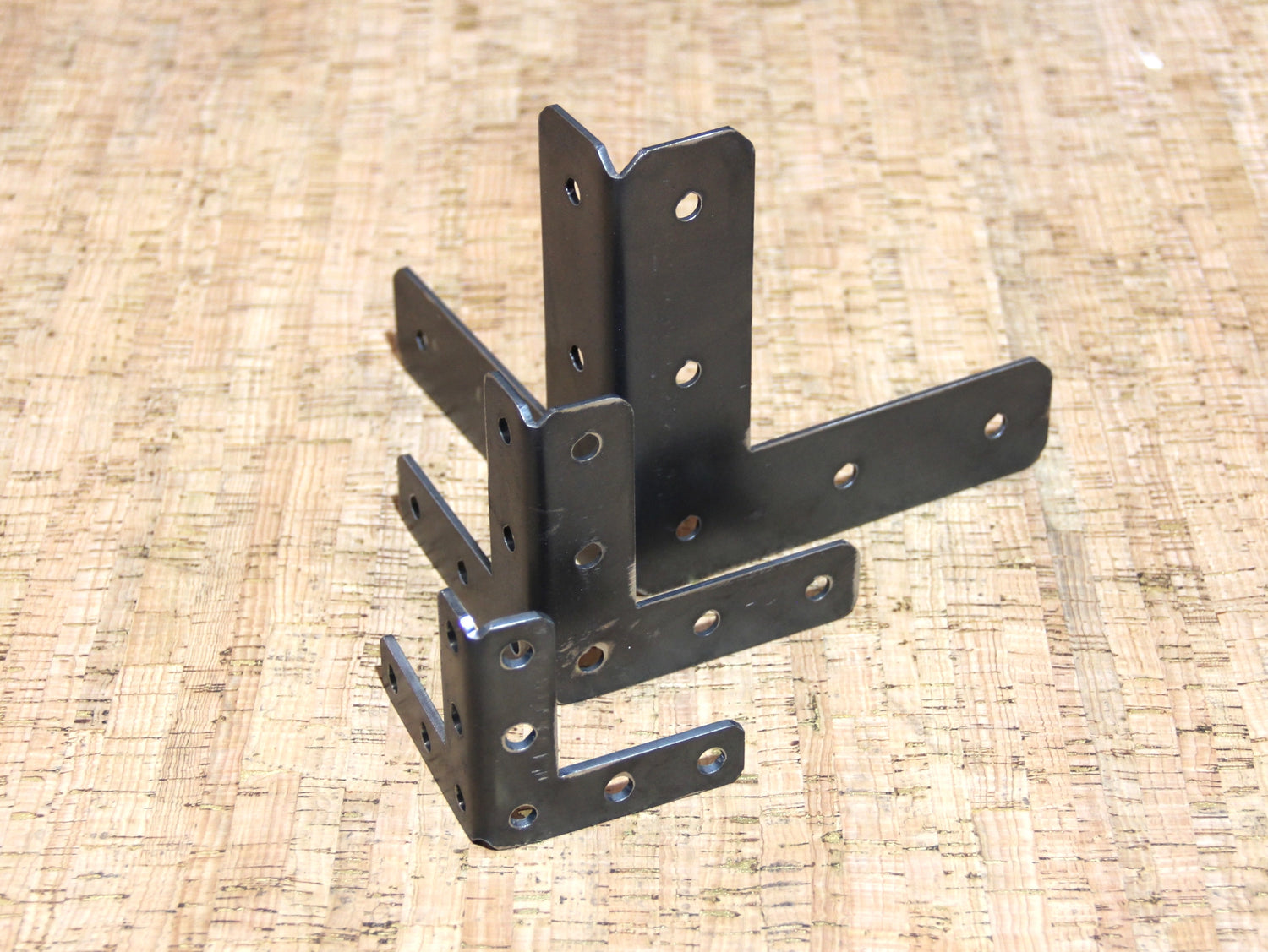 Madison Iron and wood – Metal Décor – Home Improvement – Home décor – Post Caps – Outdoor Décor
