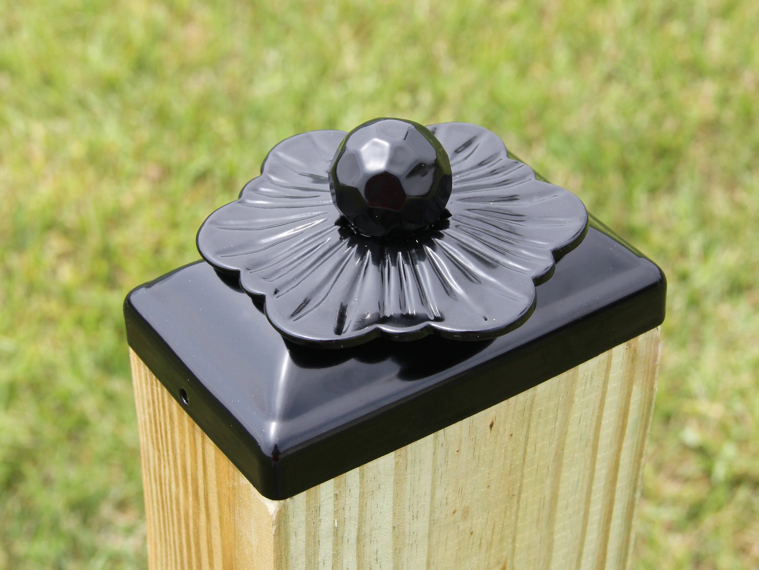 Madison Iron and wood – Metal Décor – Home Improvement – Home décor – Post Caps – Outdoor Décor