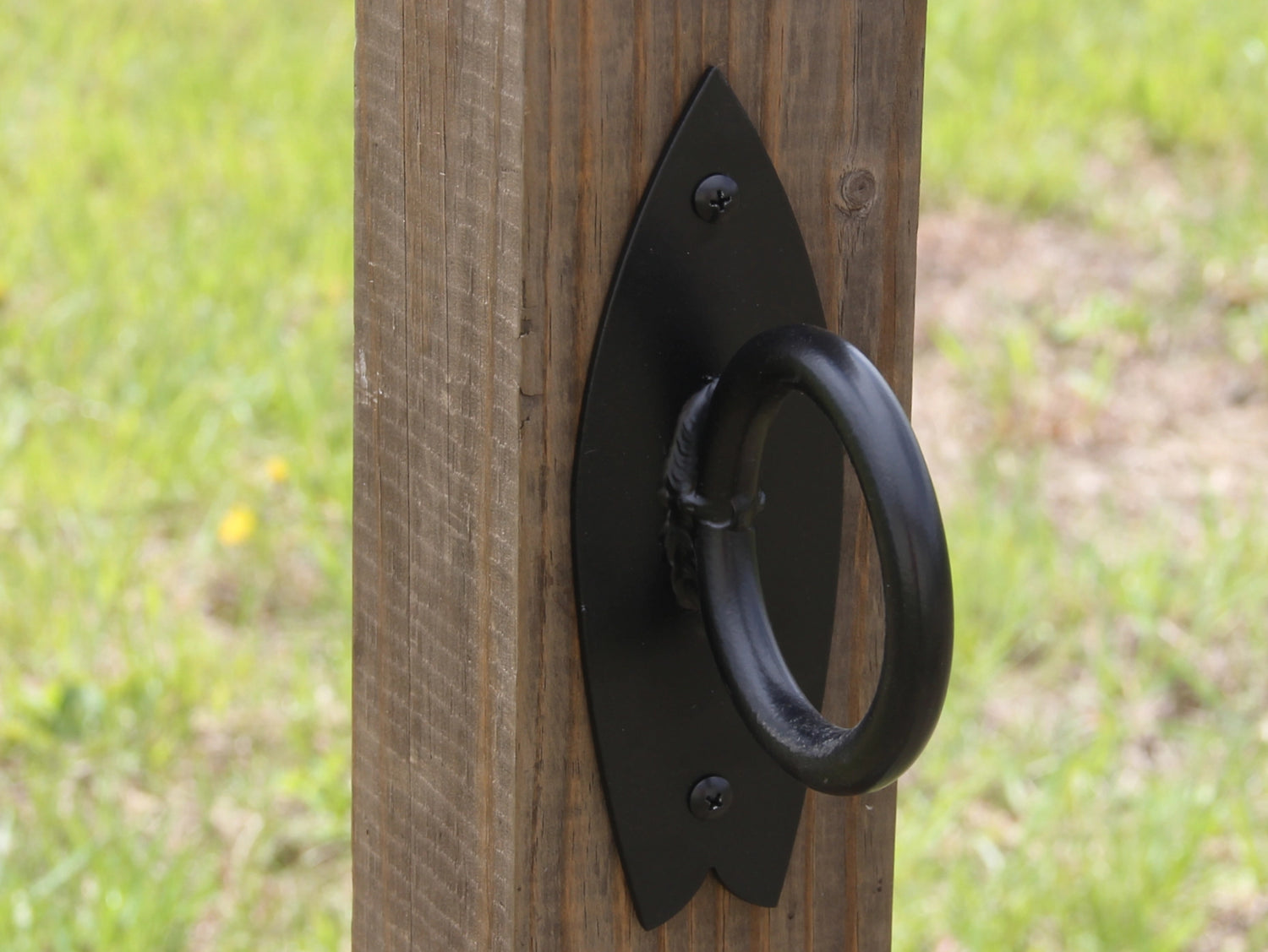 Madison Iron and wood – Metal Décor – Home Improvement – Home décor – Post Caps – Outdoor Décor