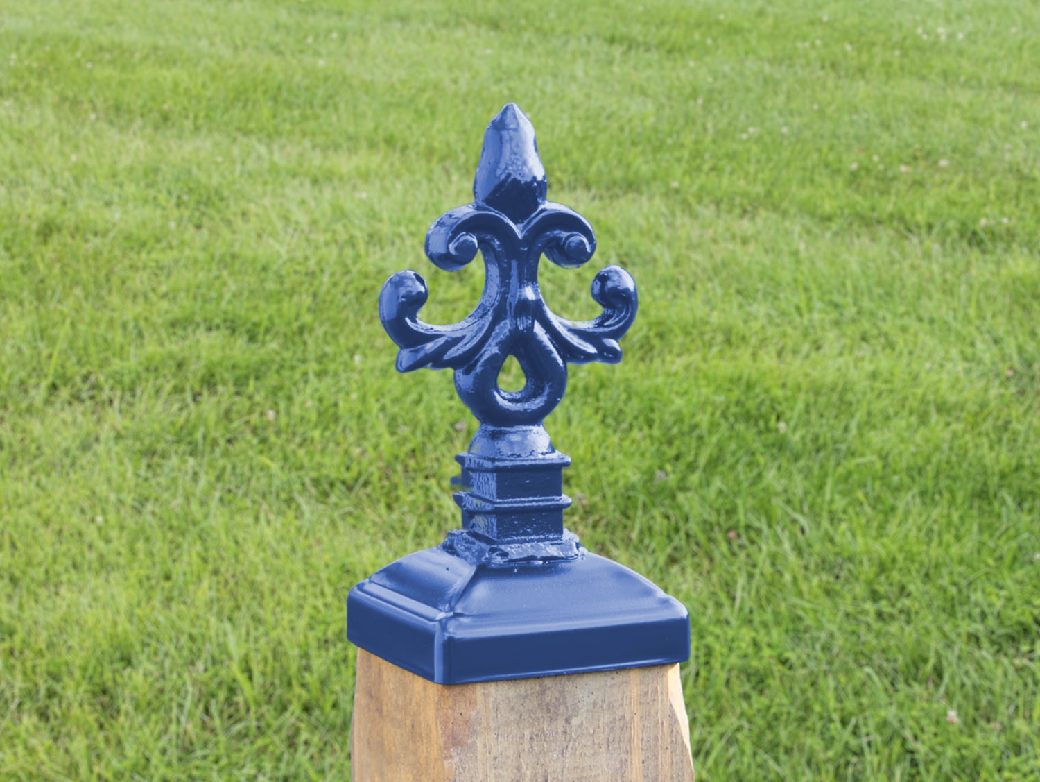 4x4 Nottingham Post Cap (3.5 x 3.5 Post Size) - Madison Iron and Wood