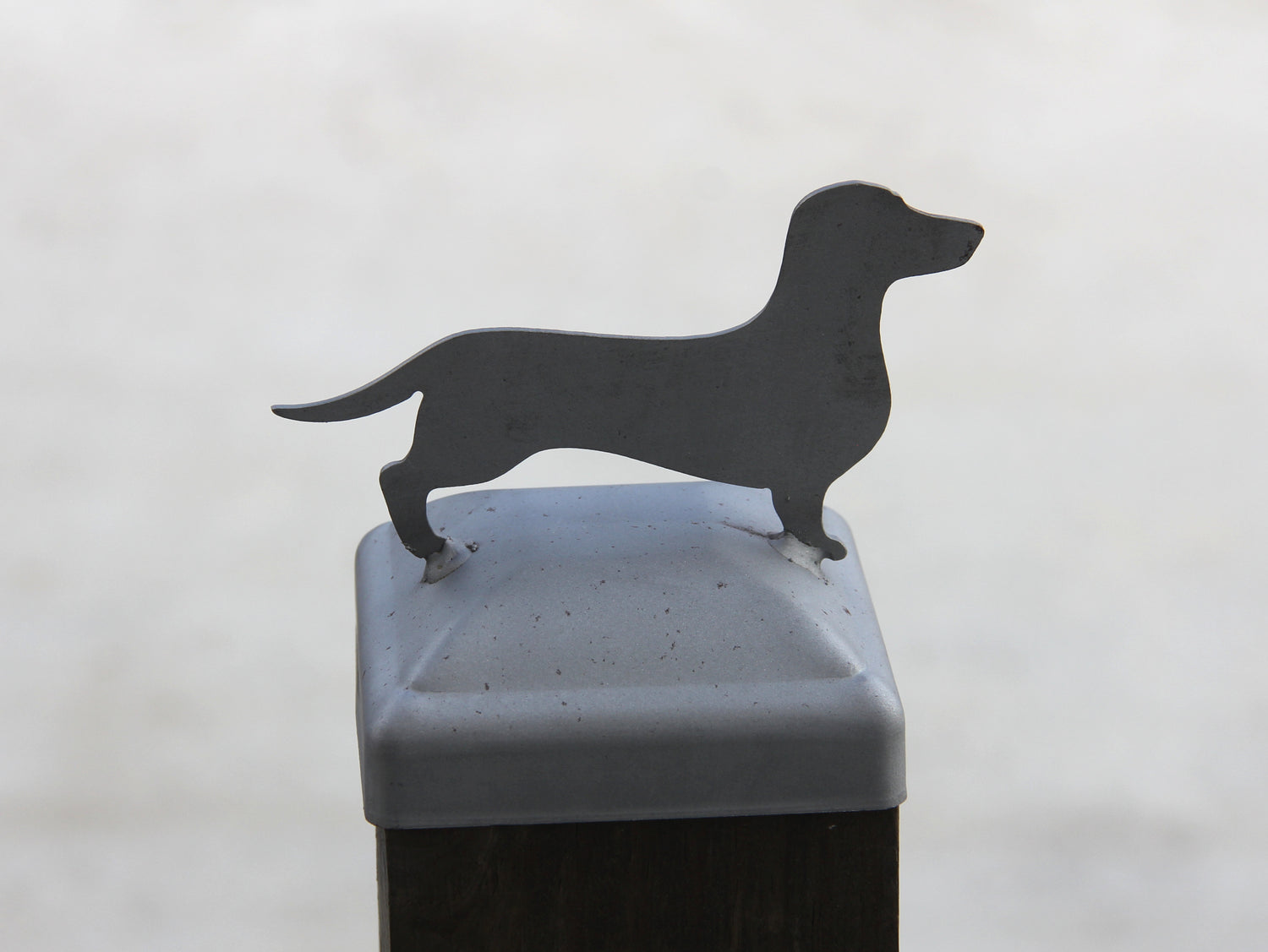 Madison Iron and wood – Metal Décor – Home Improvement – Home décor – Post Caps – Outdoor Décor