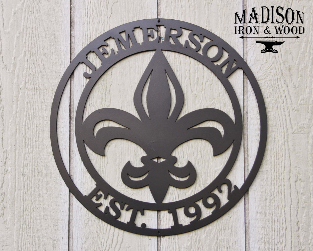 Madison Iron and wood – Metal Décor – Home Improvement – Home décor – Post Caps – Outdoor Décor