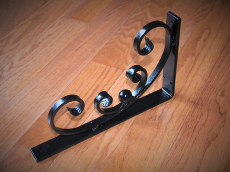 Madison Iron and wood – Metal Décor – Home Improvement – Home décor – Post Caps – Outdoor Décor