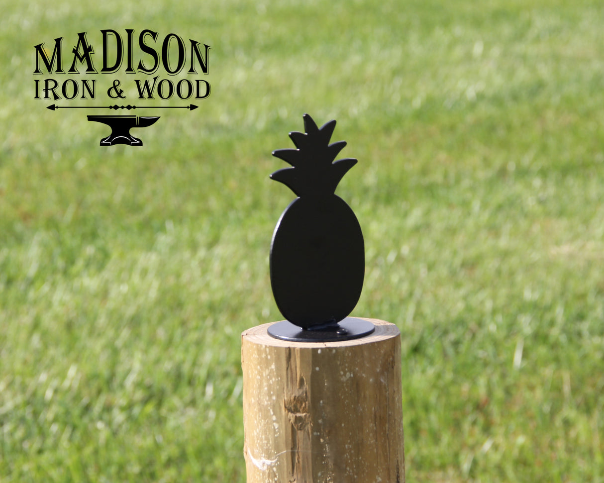 Madison Iron and wood – Metal Décor – Home Improvement – Home décor – Post Caps – Outdoor Décor