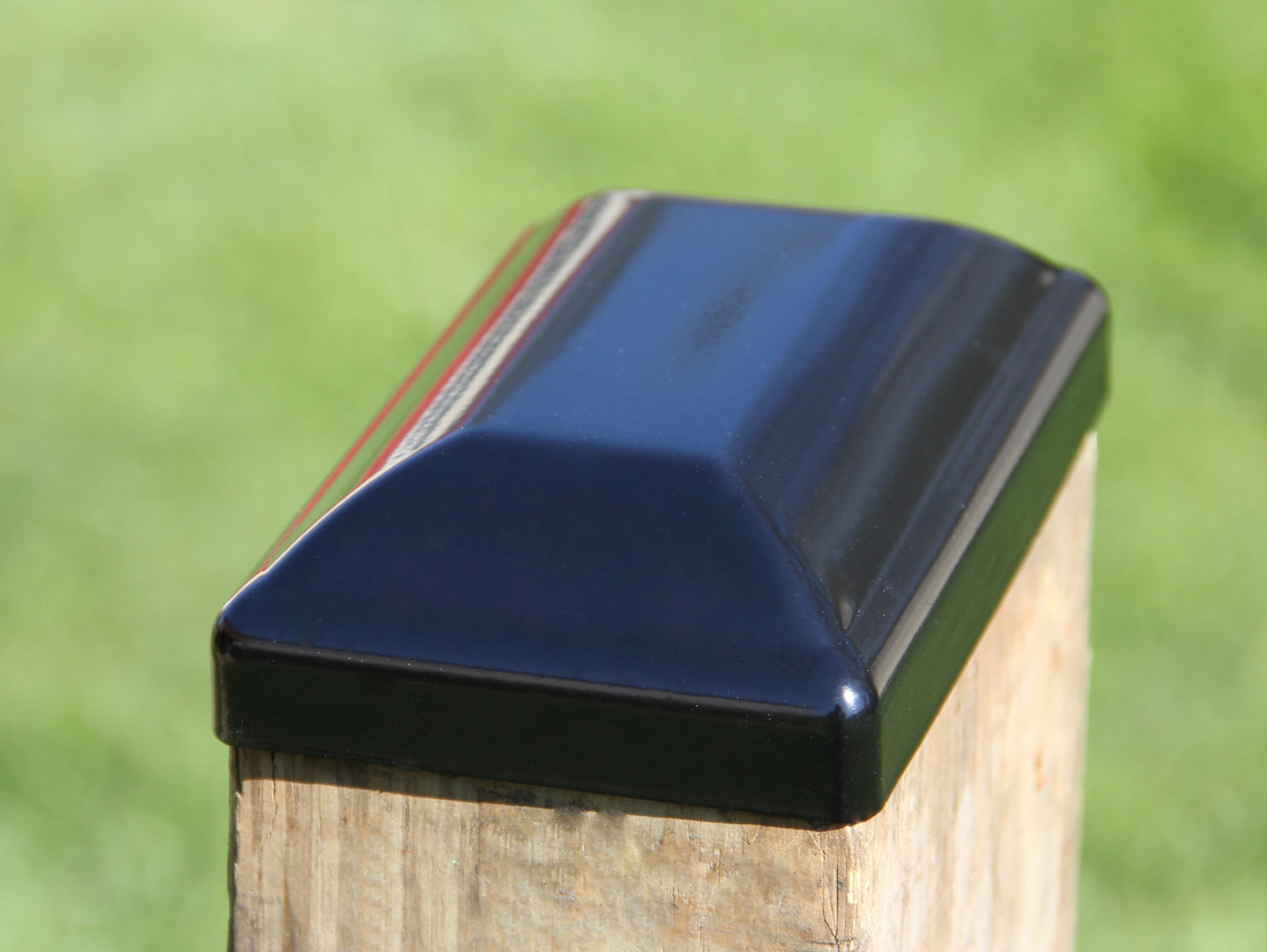 Madison Iron and wood – Metal Décor – Home Improvement – Home décor – Post Caps – Outdoor Décor