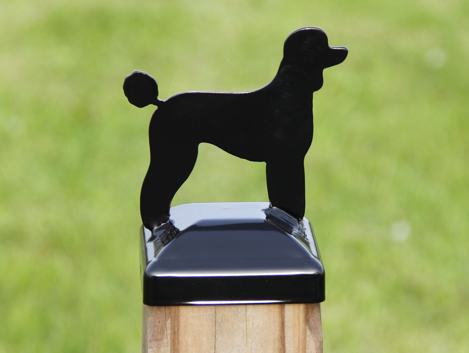 Madison Iron and wood – Metal Décor – Home Improvement – Home décor – Post Caps – Outdoor Décor