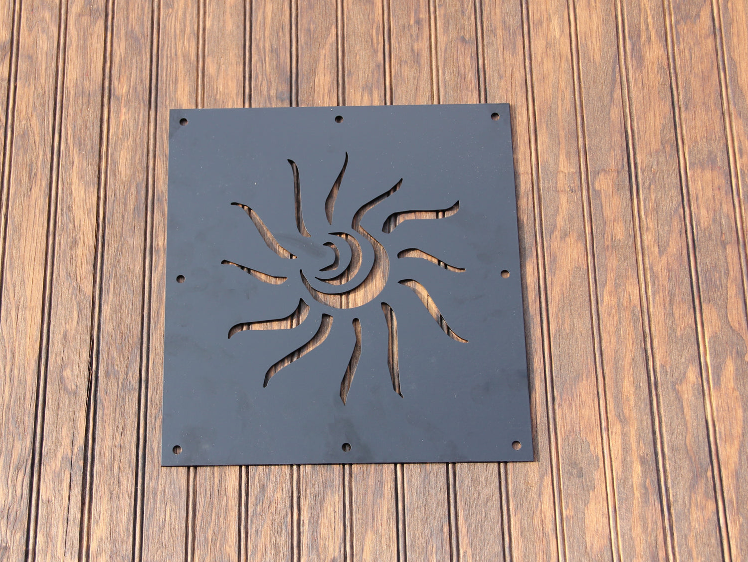 Madison Iron and wood – Metal Décor – Home Improvement – Home décor – Post Caps – Outdoor Décor