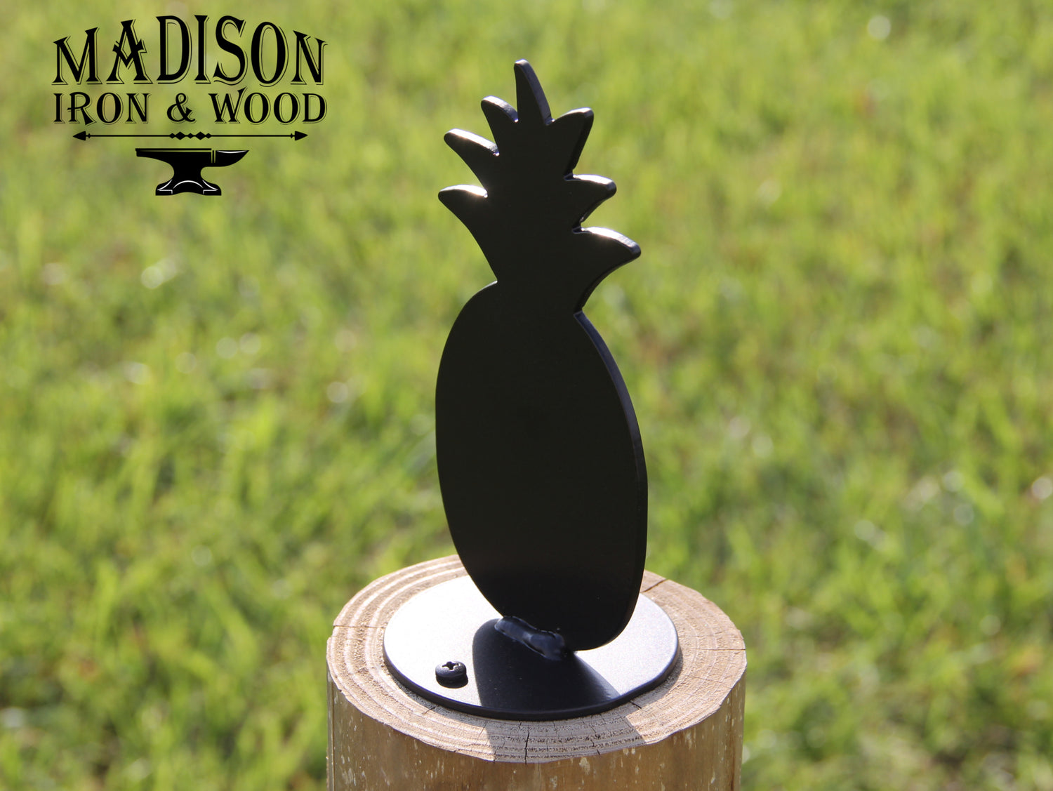 Madison Iron and wood – Metal Décor – Home Improvement – Home décor – Post Caps – Outdoor Décor