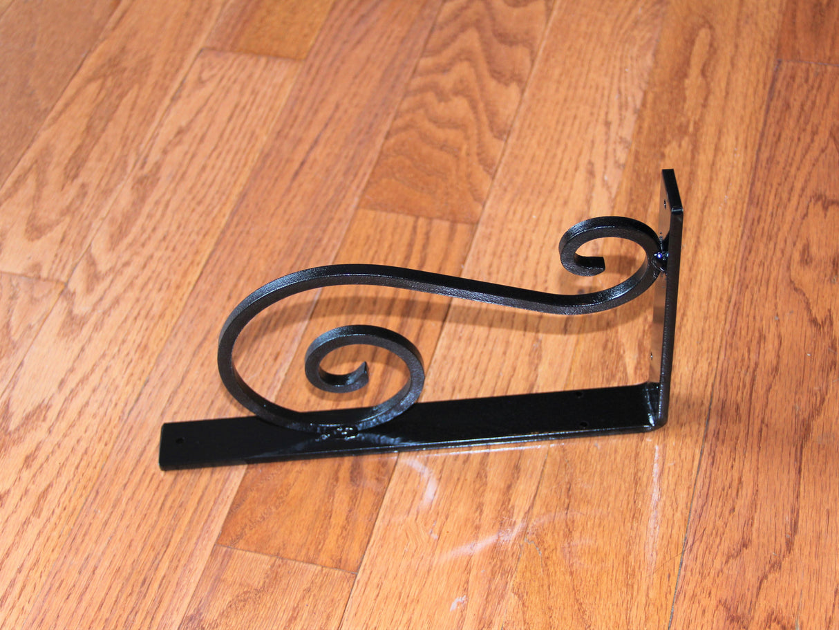 Madison Iron and wood – Metal Décor – Home Improvement – Home décor – Post Caps – Outdoor Décor