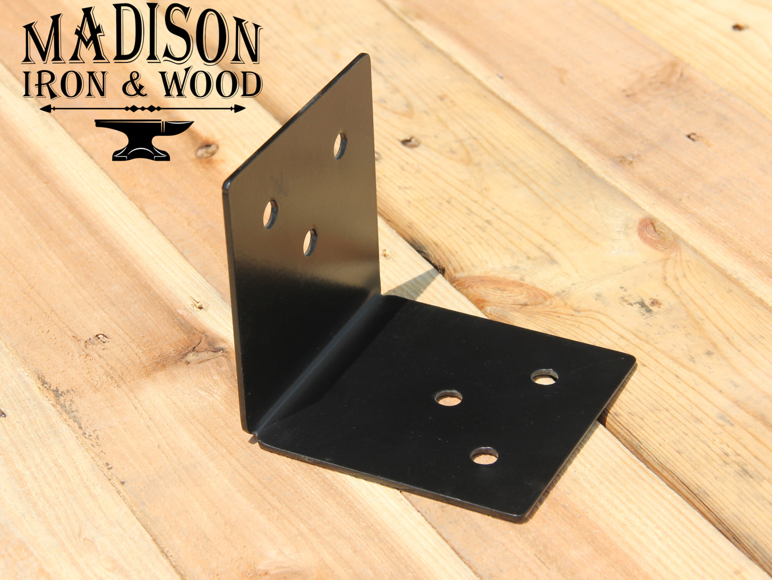 Madison Iron and wood – Metal Décor – Home Improvement – Home décor – Post Caps – Outdoor Décor