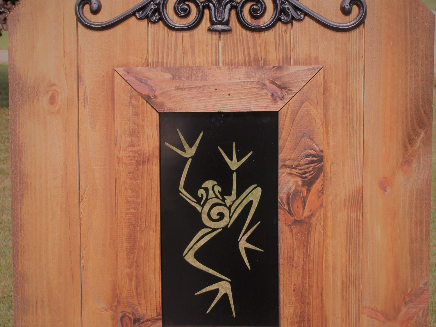 Madison Iron and wood – Metal Décor – Home Improvement – Home décor – Post Caps – Outdoor Décor