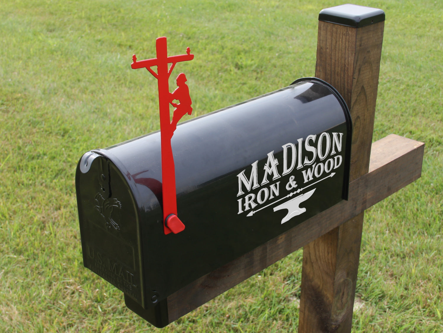 Madison Iron and wood – Metal Décor – Home Improvement – Home décor – Post Caps – Outdoor Décor