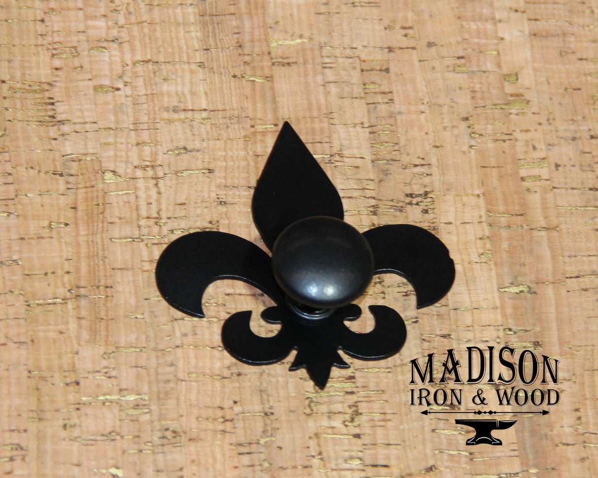 Madison Iron and wood – Metal Décor – Home Improvement – Home décor – Post Caps – Outdoor Décor