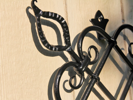 Madison Iron and wood – Metal Décor – Home Improvement – Home décor – Post Caps – Outdoor Décor