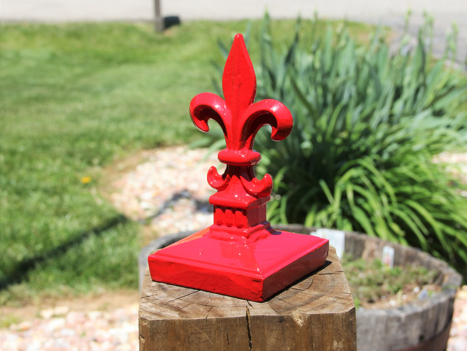 Madison Iron and wood – Metal Décor – Home Improvement – Home décor – Post Caps – Outdoor Décor
