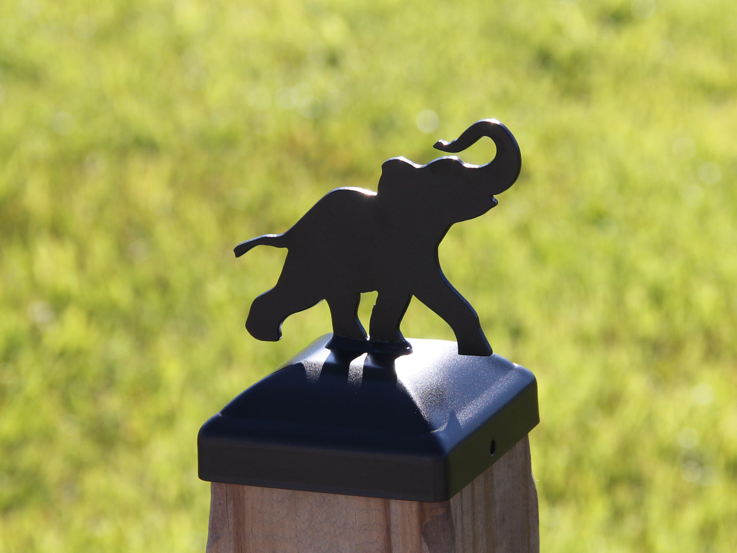 Madison Iron and wood – Metal Décor – Home Improvement – Home décor – Post Caps – Outdoor Décor