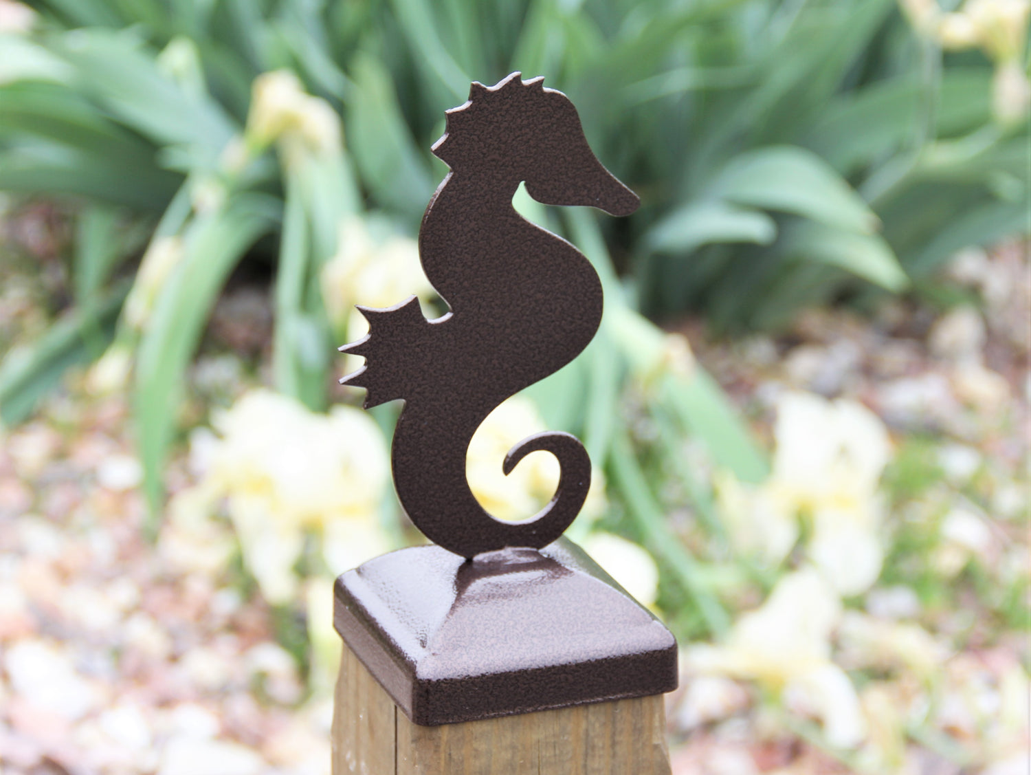 Madison Iron and wood – Metal Décor – Home Improvement – Home décor – Post Caps – Outdoor Décor