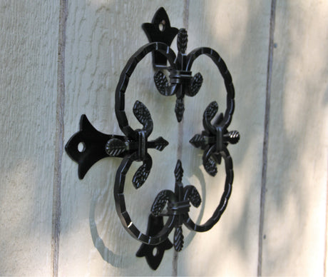 Madison Iron and wood – Metal Décor – Home Improvement – Home décor – Post Caps – Outdoor Décor