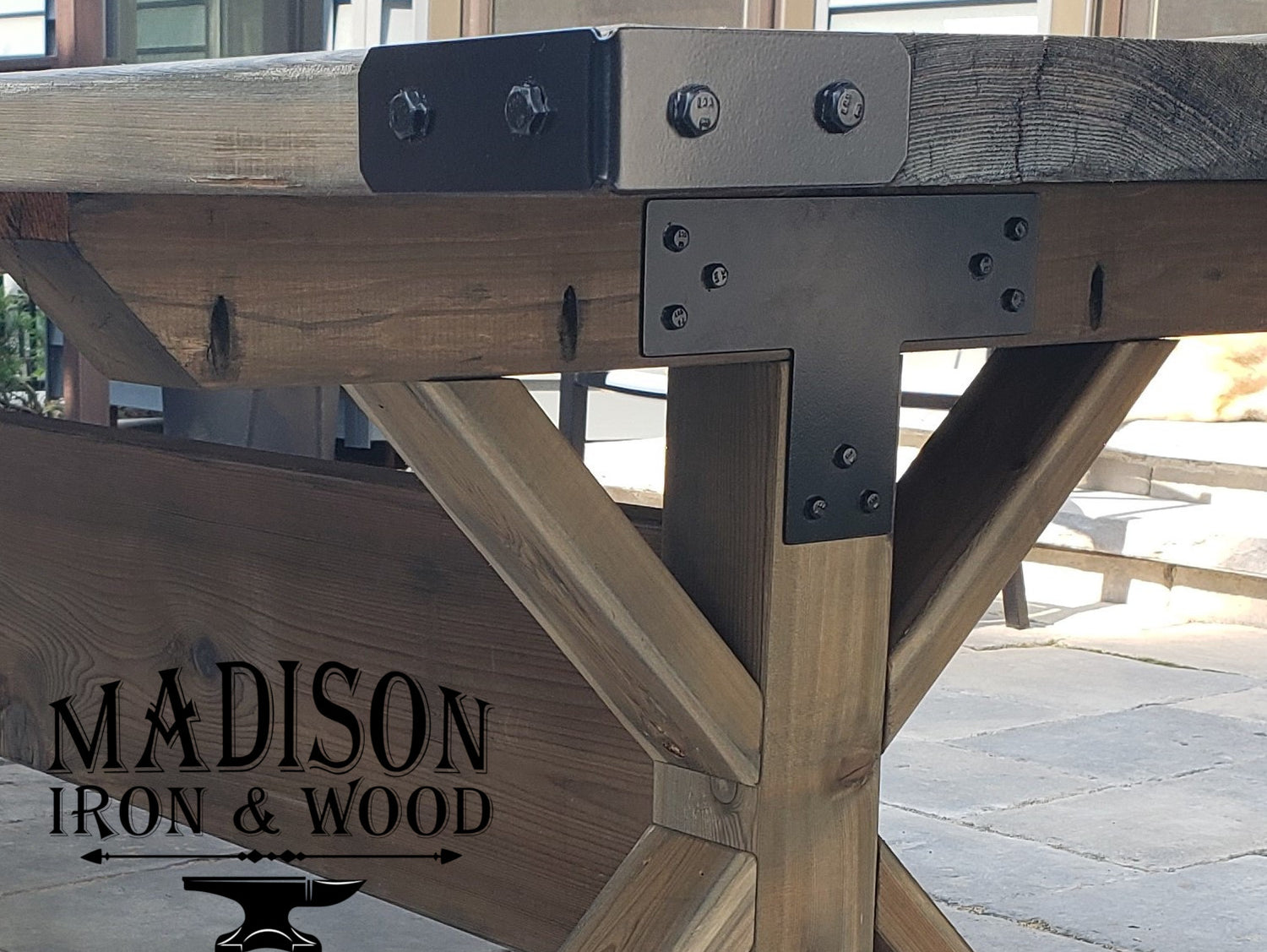 Madison Iron and wood – Metal Décor – Home Improvement – Home décor – Post Caps – Outdoor Décor