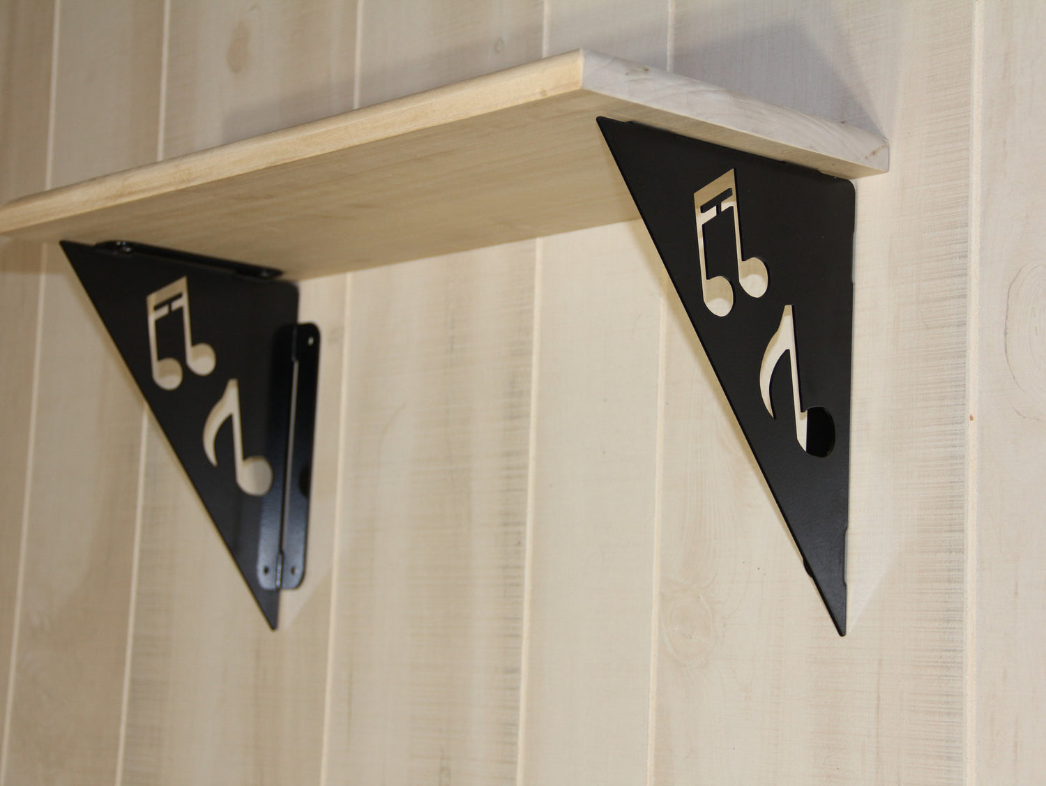 Madison Iron and wood – Metal Décor – Home Improvement – Home décor – Post Caps – Outdoor Décor