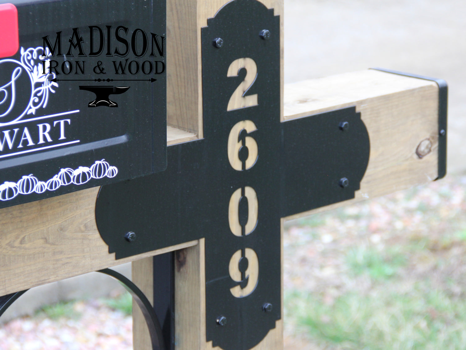 Madison Iron and wood – Metal Décor – Home Improvement – Home décor – Post Caps – Outdoor Décor