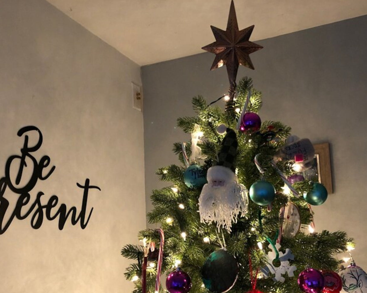 Madison Iron and wood – Metal Décor – Home Improvement – Home décor – Post Caps – Outdoor Décor